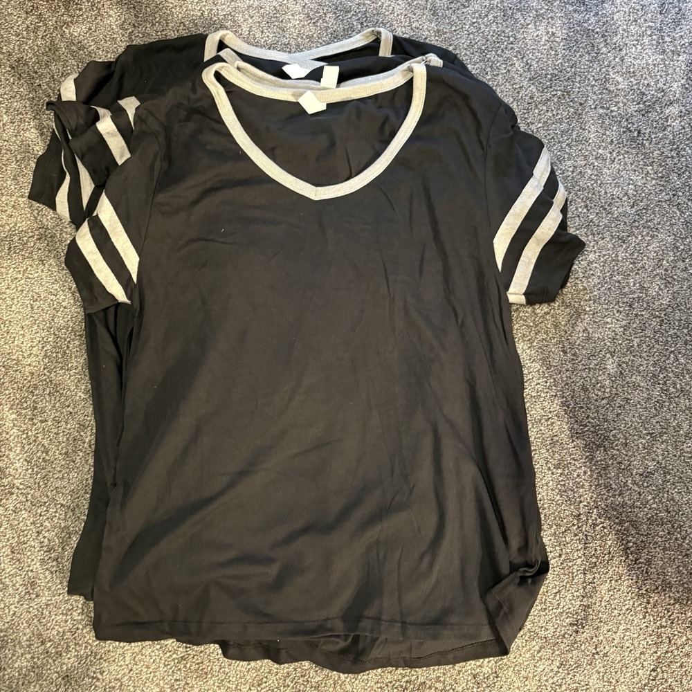 Bundle Of 2 Alternative Women's XL t shirt Black With Gray Stripes On Arms